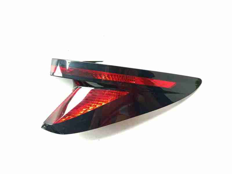 Recambio de piloto trasero derecho para hyundai tucson (nx) maxx hybrid 2wd referencia OEM IAM 92402N7000  