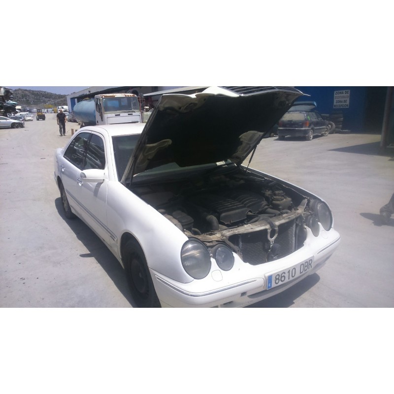 MERCEDES-BENZ CLASE E (W210) BERLINA DIESEL