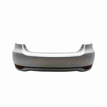 Recambio de paragolpes trasero para toyota avensis (t27) advance referencia OEM IAM 5215905910 / 5215905905  