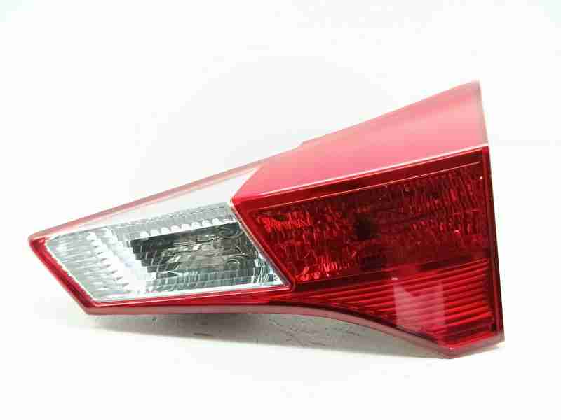 Recambio de piloto trasero derecho interior para toyota rav 4 active referencia OEM IAM 8159342010  