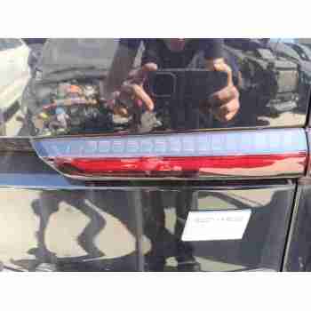 Recambio de piloto trasero derecho interior para volvo c40 (539) recharge referencia OEM IAM 32365673  