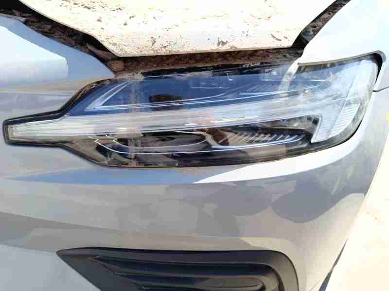 Recambio de faro izquierdo para volvo v60 ii (225) b4 mild-hybrid referencia OEM IAM 32314189  