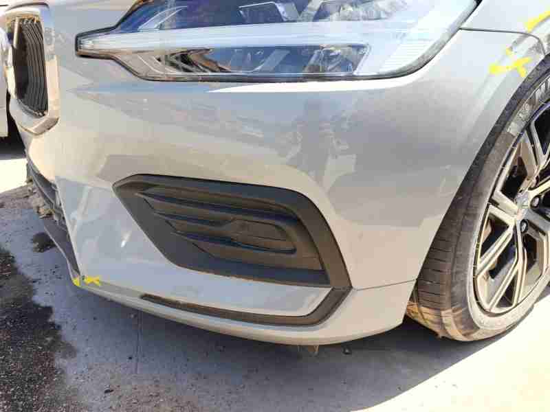 Recambio de paragolpes delantero para volvo v60 ii (225) b4 mild-hybrid referencia OEM IAM 39796231  