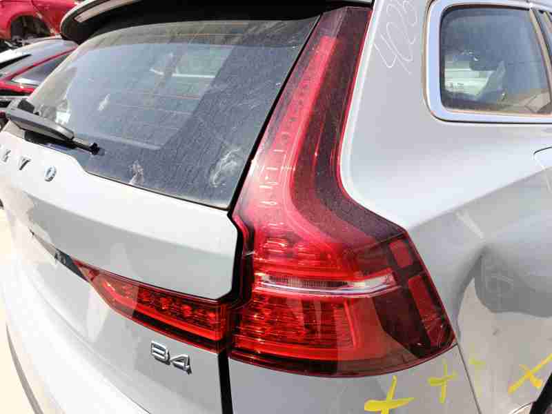 Recambio de piloto trasero derecho para volvo v60 ii (225) b4 mild-hybrid referencia OEM IAM 32291395  