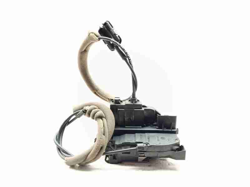 Recambio de cerradura puerta trasera derecha para dacia sandero stepway referencia OEM IAM 8200542366  