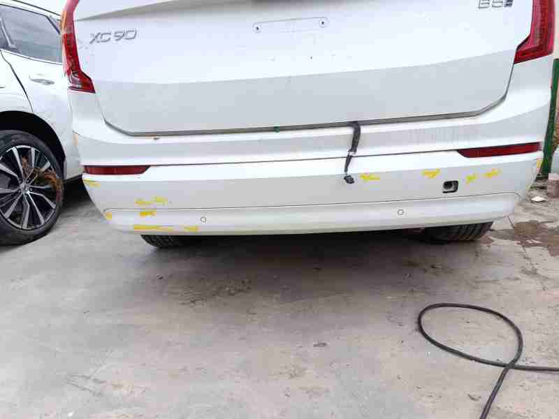 Recambio de paragolpes trasero para volvo xc90 ii (256) b5 mild-hybrid awd referencia OEM IAM 40012443  