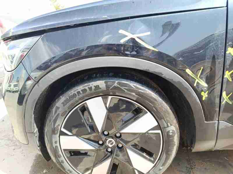 Recambio de aleta delantera izquierda para volvo c40 (539) recharge referencia OEM IAM 31651217  