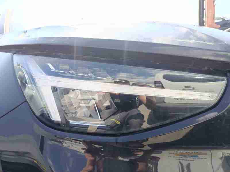 Recambio de faro derecho para volvo c40 (539) recharge referencia OEM IAM 32293764  