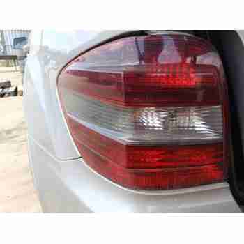 PILOTO TRASERO IZQUIERDO 1649060900 