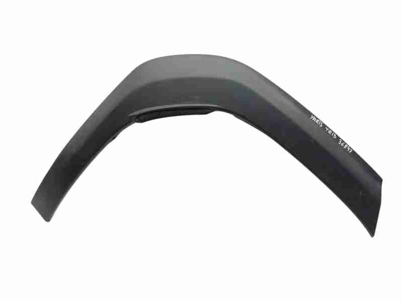 Recambio de aletin trasero derecho para toyota yaris cross hybrid 2wd active tech referencia OEM IAM 75651K2010  