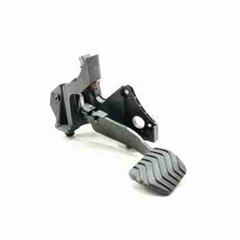 Recambio de pedal freno para renault arkana (eu version) intens referencia OEM IAM 180207059  
