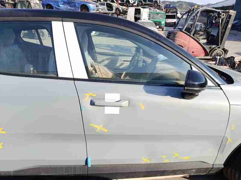 Recambio de puerta delantera derecha para volvo ex30 plus 2wd pure electric referencia OEM IAM 80009011  