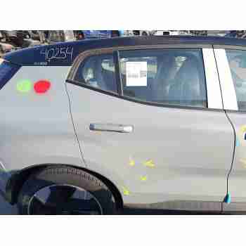 Recambio de puerta trasera derecha para volvo ex30 plus 2wd pure electric referencia OEM IAM 80009015  