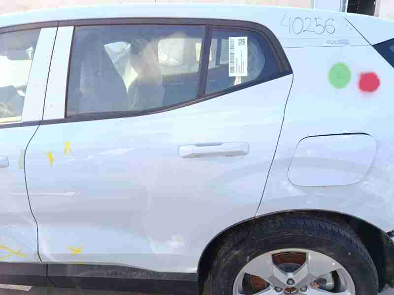 Recambio de puerta trasera izquierda para volvo ex30 plus 2wd pure electric referencia OEM IAM 80009017  