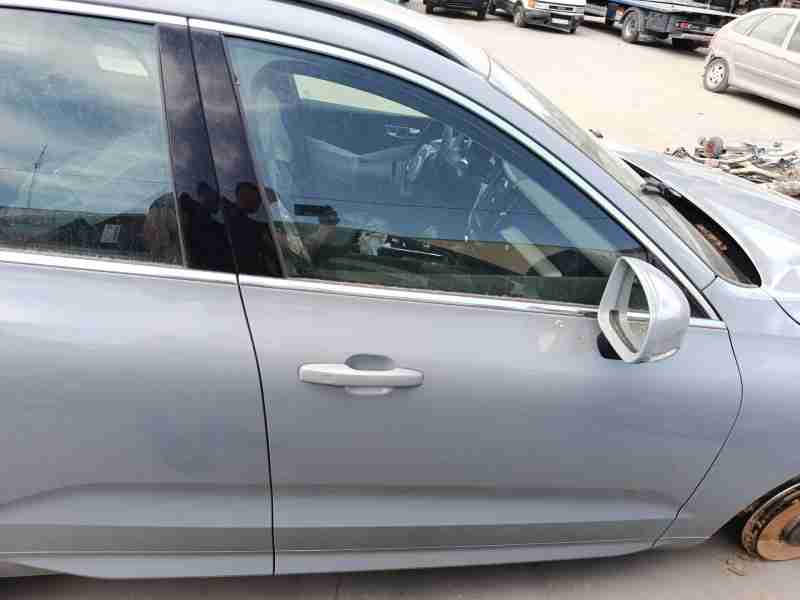 Recambio de puerta delantera derecha para volvo xc60 ii (246) b4 mild-hybrid referencia OEM IAM 32228849  