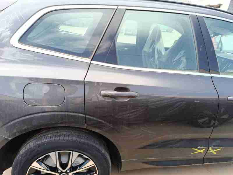 Recambio de puerta trasera derecha para volvo xc60 ii (246) b4 mild-hybrid referencia OEM IAM 32399082  