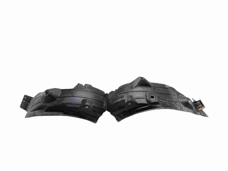 Recambio de paso de rueda trasero derecho para renault arkana (eu version) intens referencia OEM IAM 767487319R  
