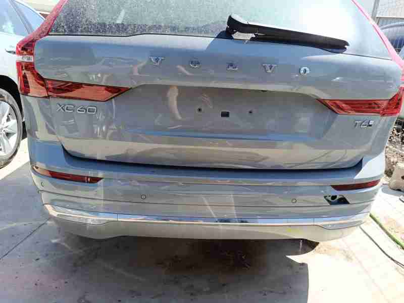 Recambio de paragolpes trasero para volvo xc60 ii (246) t6 plug-in hybrid awd referencia OEM IAM 40002328  