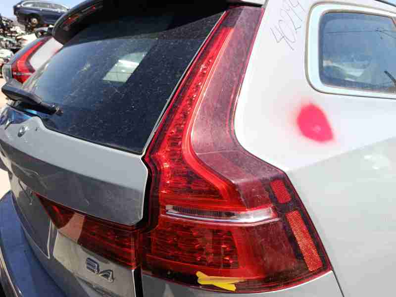 Recambio de piloto trasero derecho para volvo v60 ii (225) b4 mild-hybrid referencia OEM IAM 32291395  