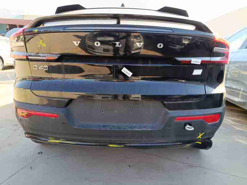 Recambio de paragolpes trasero para volvo c40 (539) recharge referencia OEM IAM 36011872  