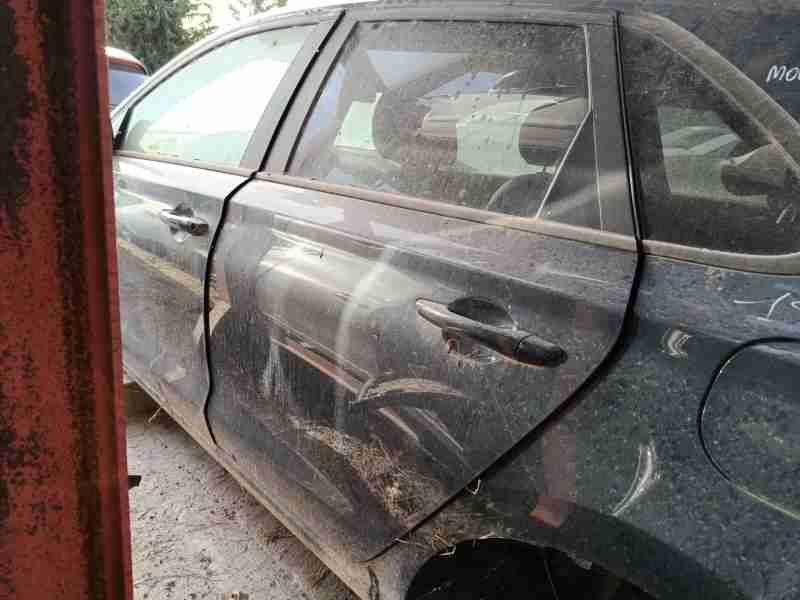 Recambio de puerta trasera izquierda para hyundai i30 (pde, pd, pden) 1.5 referencia OEM IAM 77003J7700  