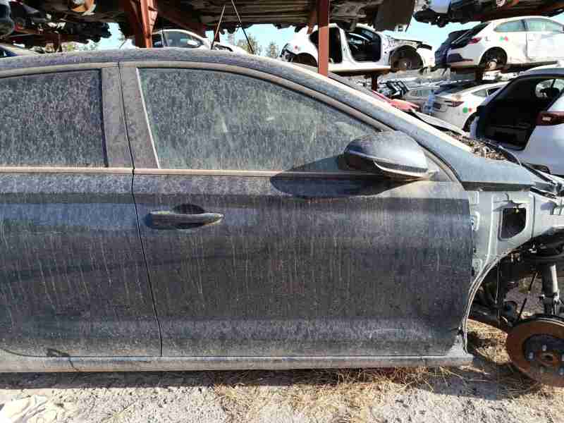 Recambio de puerta delantera derecha para hyundai i30 (pde, pd, pden) 1.5 referencia OEM IAM 76004J7700  