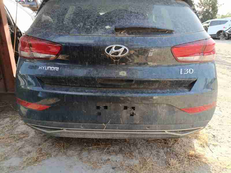 Recambio de paragolpes trasero para hyundai i30 (pde, pd, pden) 1.5 referencia OEM IAM 86610J7910  