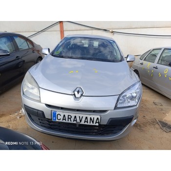 renault megane iii berlina 5 p del año 2011
