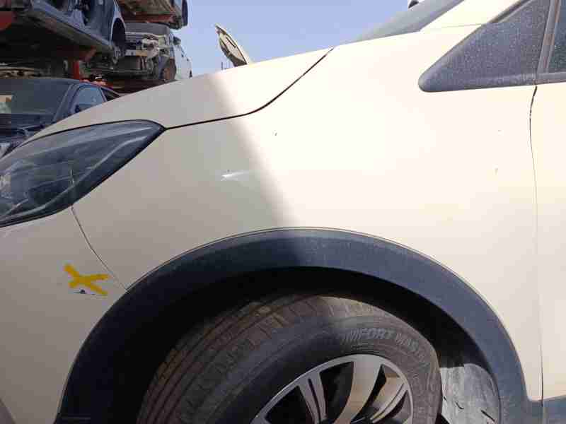 Recambio de aleta delantera izquierda para renault captur i (j5_, h5_) 1.5 dci 90 referencia OEM IAM 631018073R  