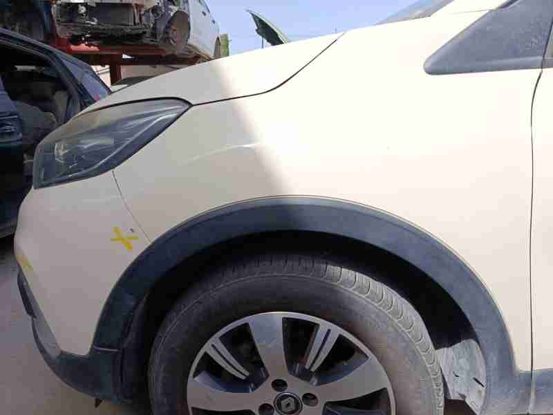 Recambio de aleta delantera izquierda para renault captur i (j5_, h5_) 1.5 dci 90 referencia OEM IAM 631018073R  