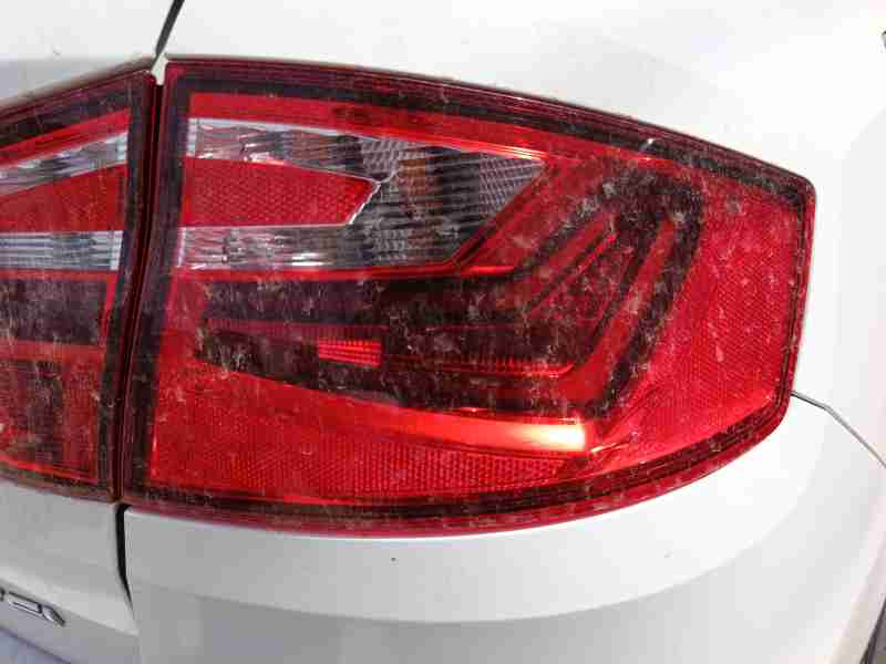 Recambio de piloto trasero derecho para seat toledo iv (kg3) 1.2 tsi referencia OEM IAM 6JH945096C  