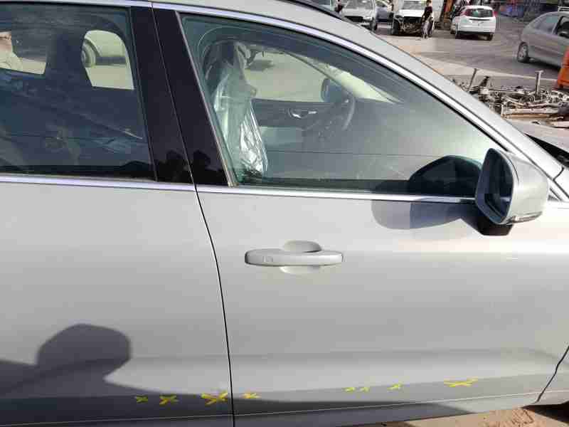 Recambio de puerta delantera derecha para volvo xc60 ii (246) b4 mild-hybrid referencia OEM IAM 32228849  