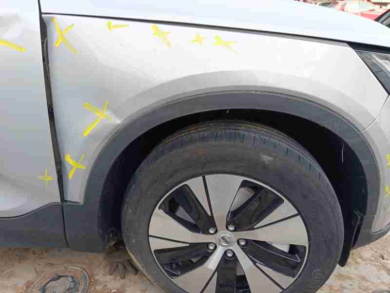 Recambio de aleta delantera derecha para volvo xc40 (536) t2 referencia OEM IAM 31651218  