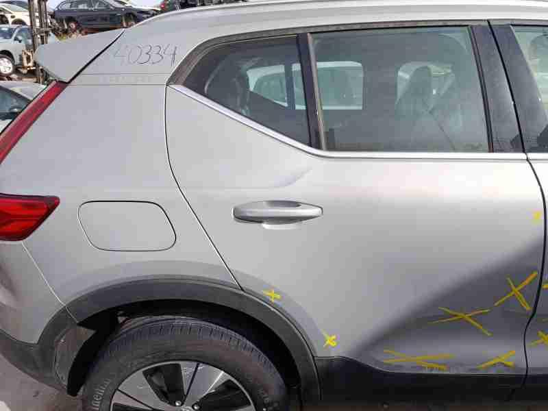 Recambio de puerta trasera derecha para volvo xc40 (536) t2 referencia OEM IAM 32399015  