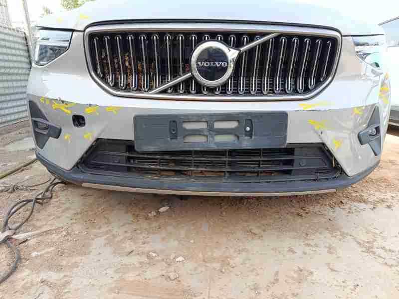 Recambio de paragolpes delantero para volvo xc40 (536) t2 referencia OEM IAM 40005169  