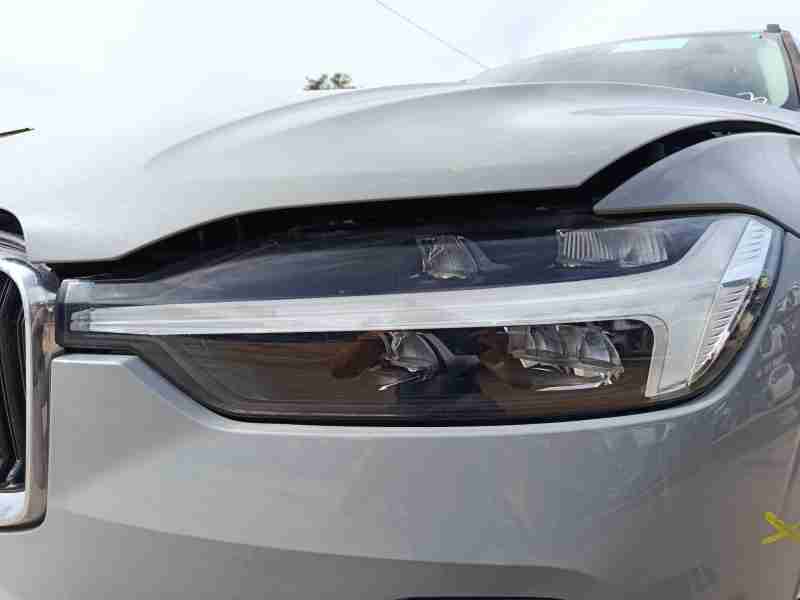 Recambio de faro izquierdo para volvo xc60 ii (246) b4 mild-hybrid referencia OEM IAM 31656558  