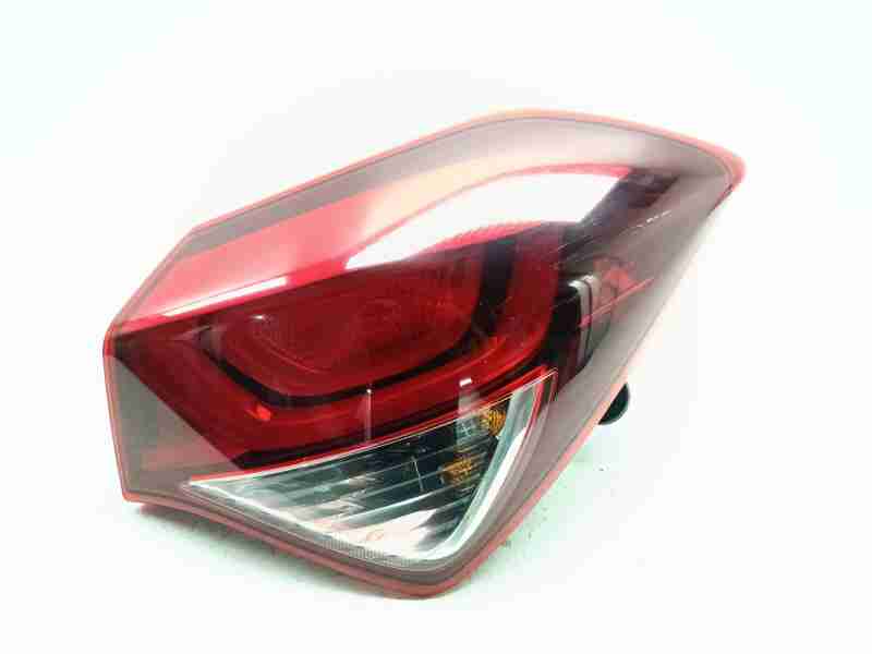Recambio de piloto trasero derecho para hyundai i20 style referencia OEM IAM 92402C8000  