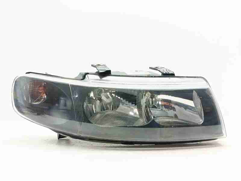 Recambio de faro derecho para seat leon (1m1) 1.9 sdi referencia OEM IAM 1M1941016  