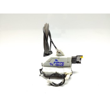 Recambio de cerradura puerta delantera derecha para peugeot partner kombi outdoor referencia OEM IAM 828405  