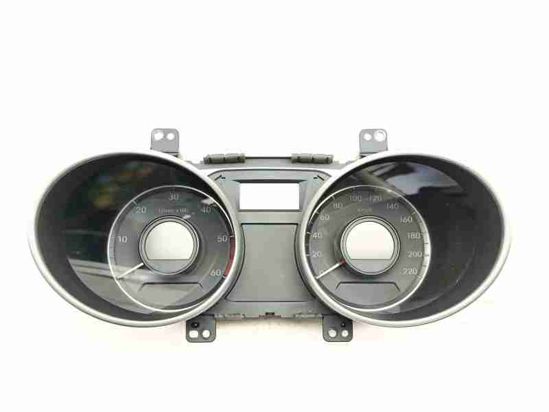 Recambio de cuadro instrumentos para hyundai ix35 tecno bluedrive 2wd referencia OEM IAM 940092Y750  