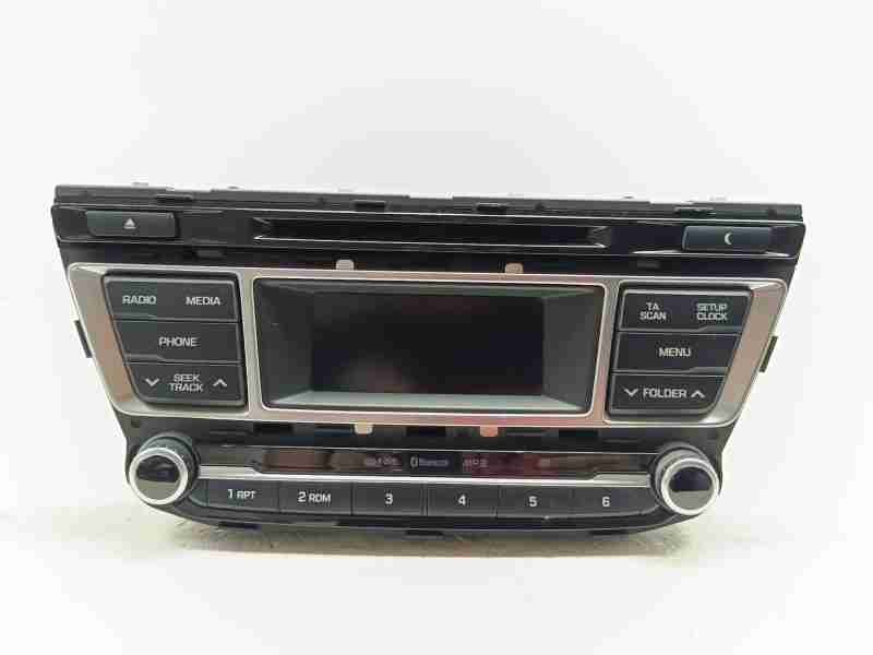 Recambio de sistema audio / radio cd para hyundai i20 style referencia OEM IAM 96170C8250SDH  