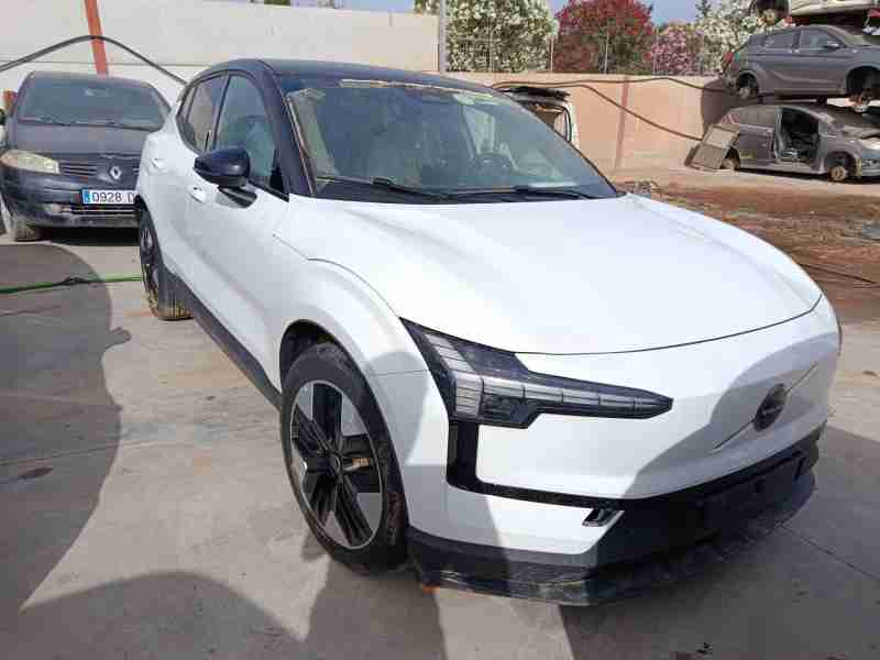 volvo ex30 del año 2025