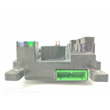 Recambio de caja reles / fusibles para land rover discovery v6 td hse referencia OEM IAM YQE500420  