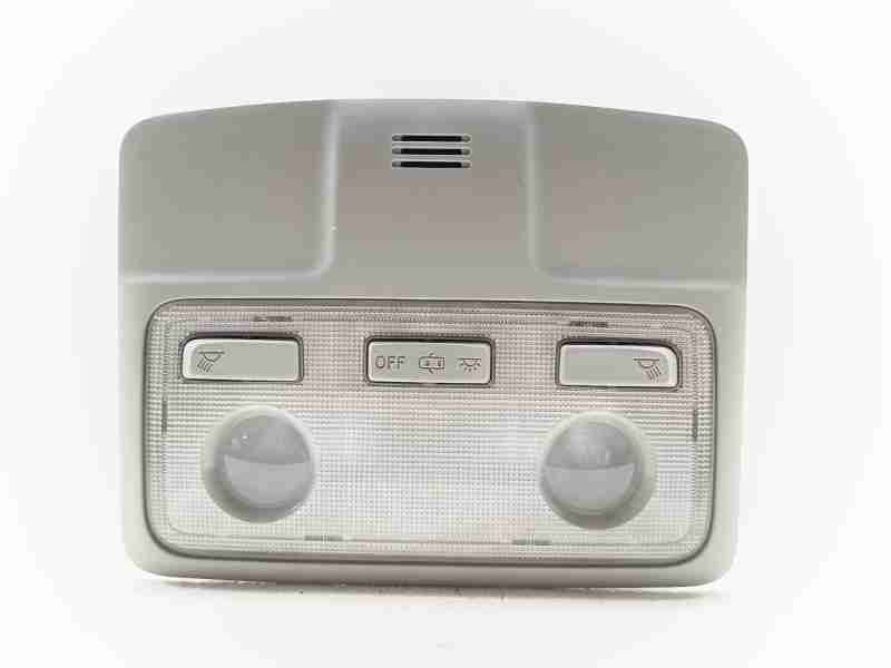 Recambio de luz interior para toyota rav 4 active referencia OEM IAM 8124035020B0  