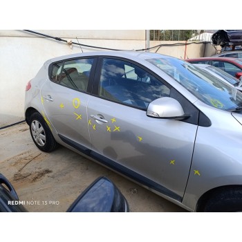 renault megane iii berlina 5 p del año 2011