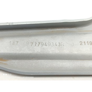 Recambio de soporte / guia puerta corredera para dacia dokker ambiance referencia OEM IAM 777949343R  