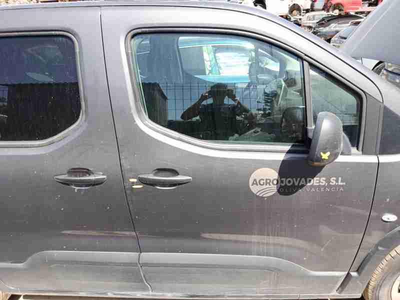 Recambio de puerta delantera derecha para peugeot rifter 1.5 bluehdi 130 referencia OEM IAM 9856199480  