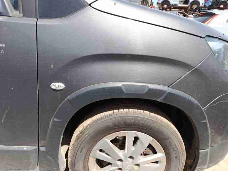 Recambio de aleta delantera derecha para peugeot rifter 1.5 bluehdi 130 referencia OEM IAM 9816483580  