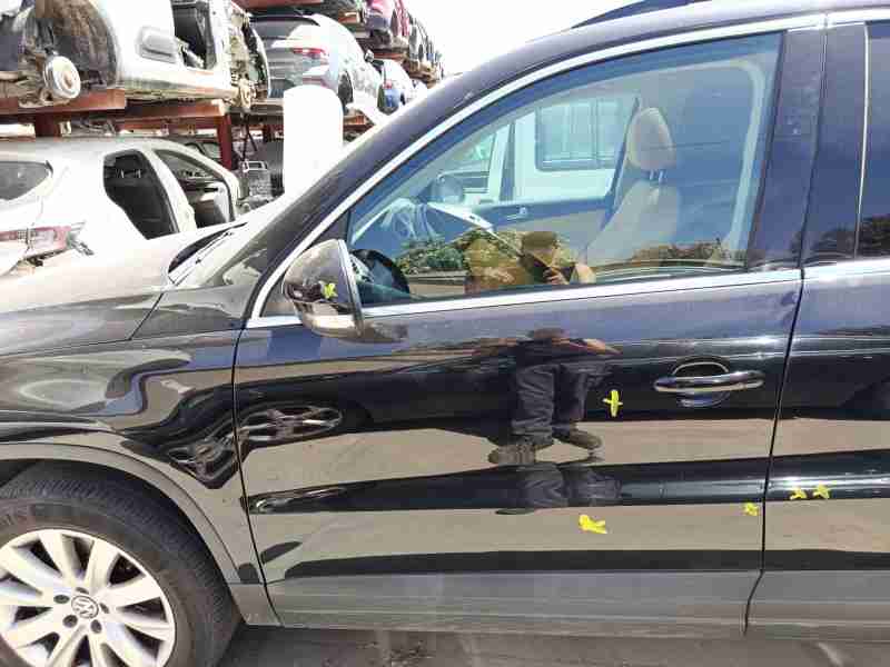 Recambio de puerta delantera izquierda para volkswagen tiguan (5n_) 1.4 tsi referencia OEM IAM 5N0831055B  