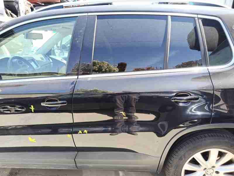 Recambio de puerta trasera izquierda para volkswagen tiguan (5n_) 1.4 tsi referencia OEM IAM 5N0833055A  